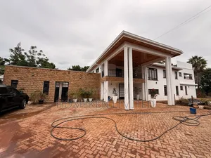 5bdrm House in Old Runda for sale