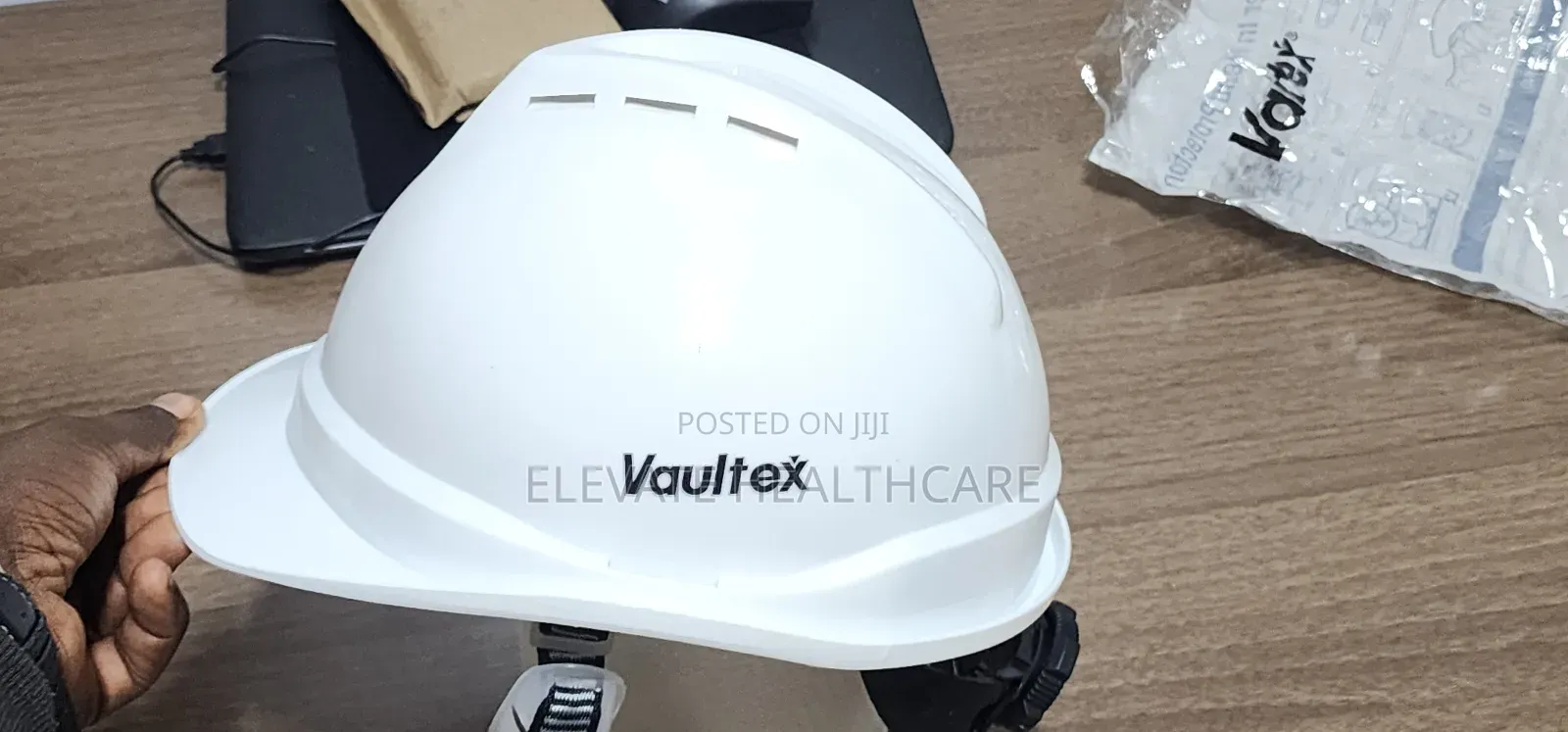 Vaultex Heavy Heavy Duty V-vented Safety  Helmets With Adjustable Knob