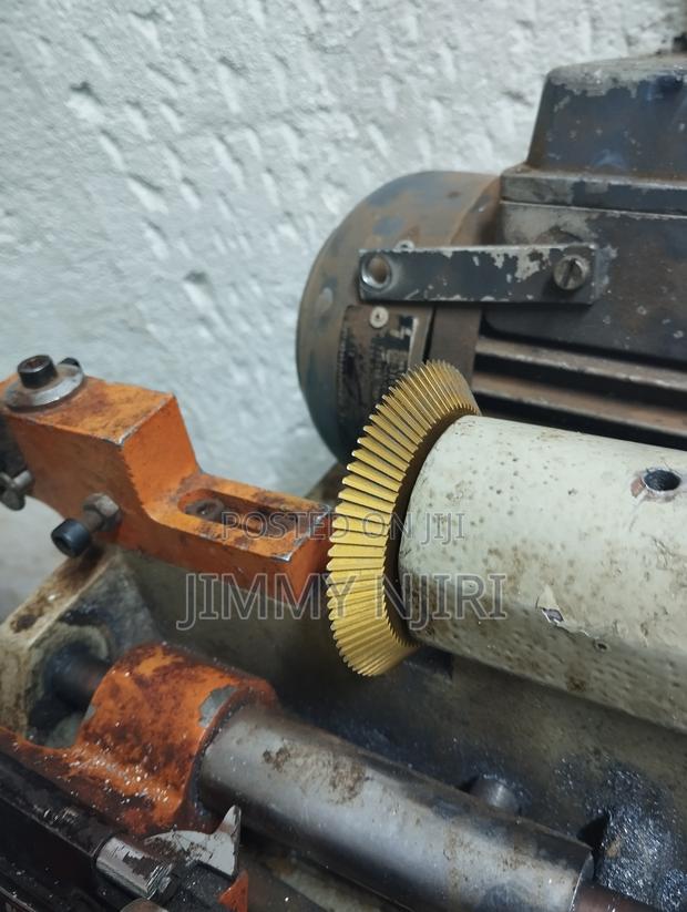 Key Cuting Machine - thumbnail 4