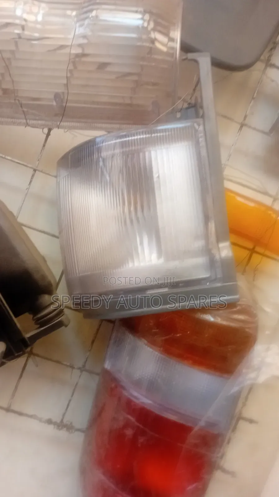 Corner Lamp 5l