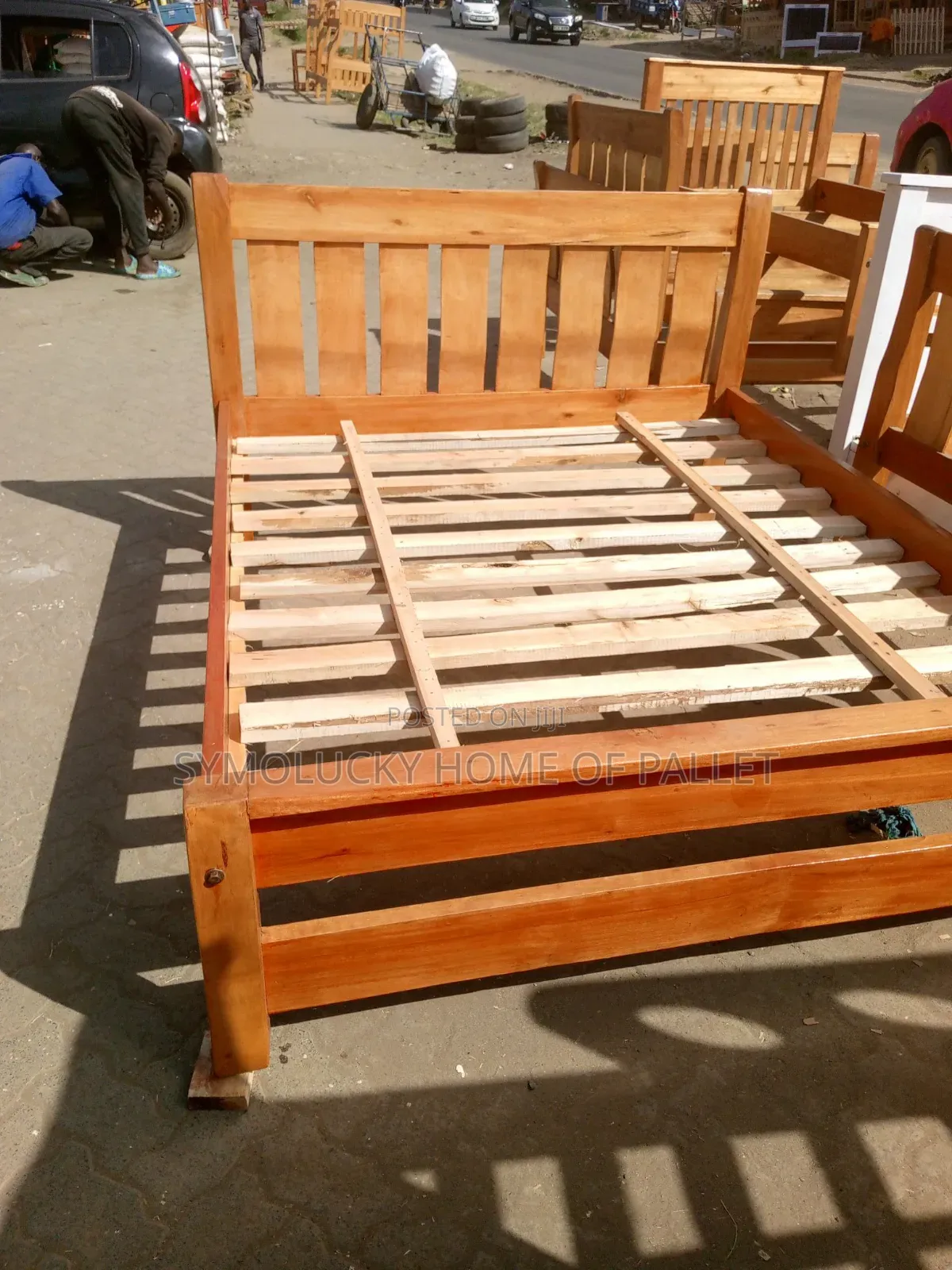 Hardwood Framed 5*6 Bed. Kingsize Designed