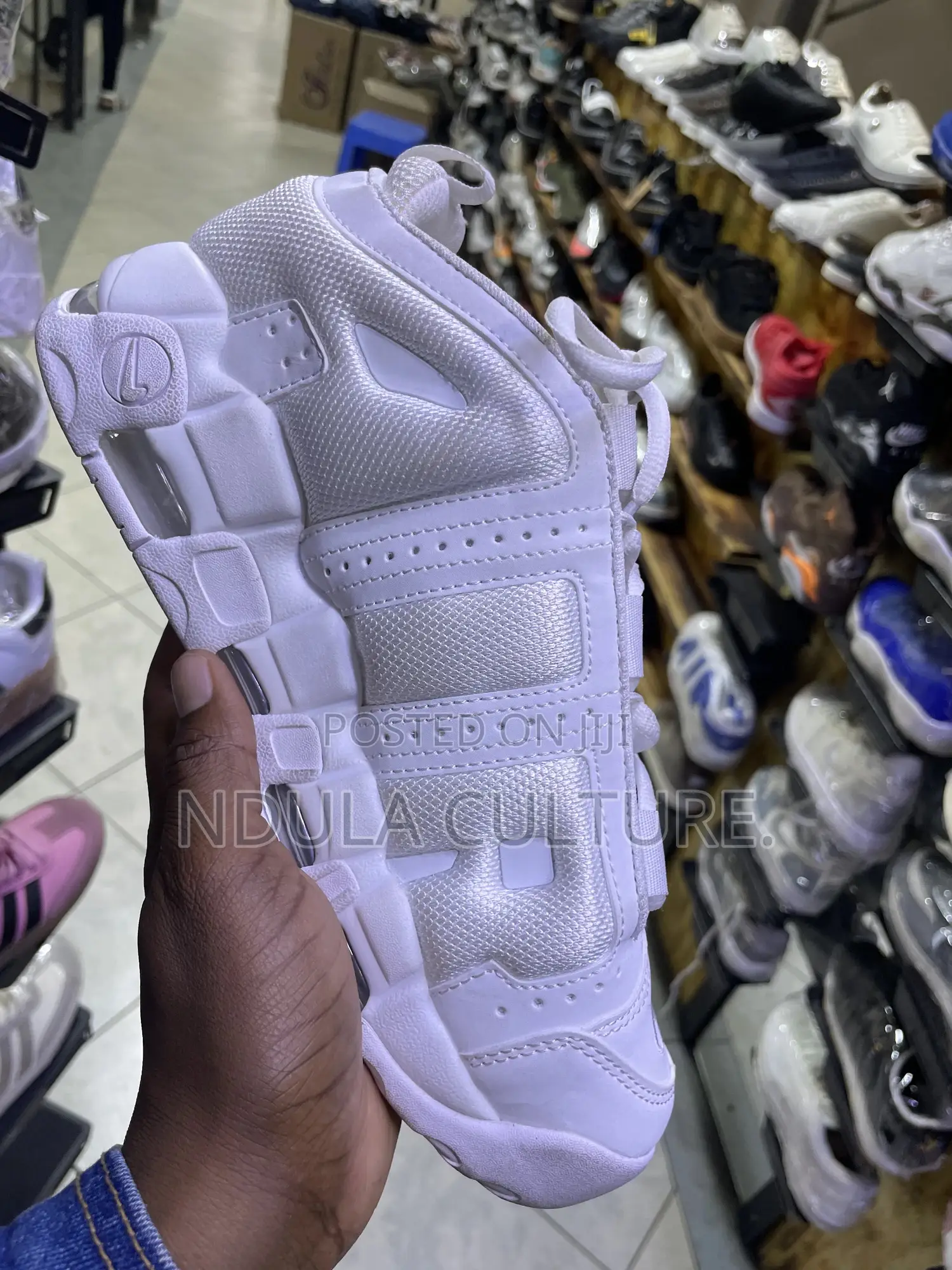 Nike Uptempo
