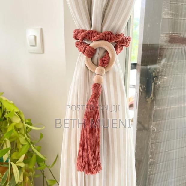 Curtain Holders/ Curtain Tie Backs - thumbnail 2