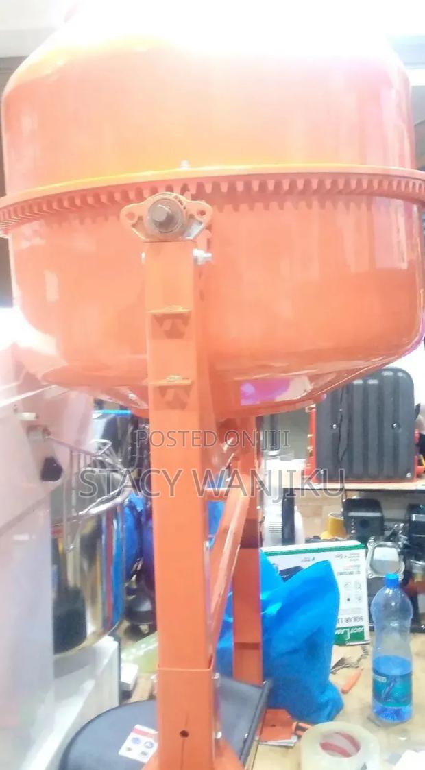 High Quality 200l Concrete Mixer