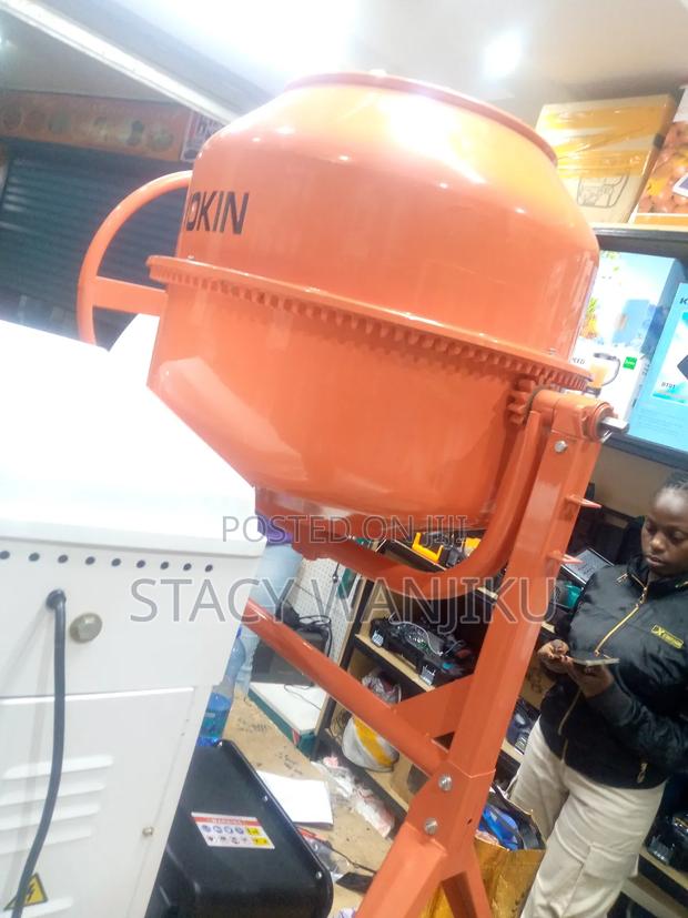 Heavy Duty Construction Mixer - main view