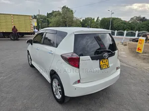 Toyota Ractis 2013 White