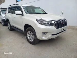 Toyota Land Cruiser Prado 2.8 2019 White
