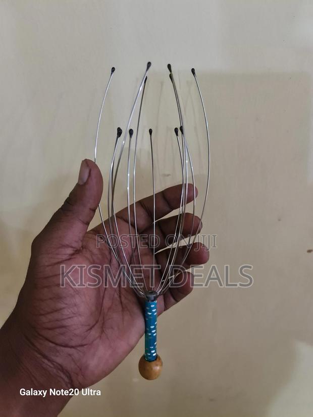 *Octopus Head Scalp Massage Comb - main view