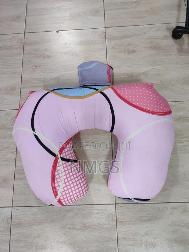 Nursing Pillow - thumbnail 6