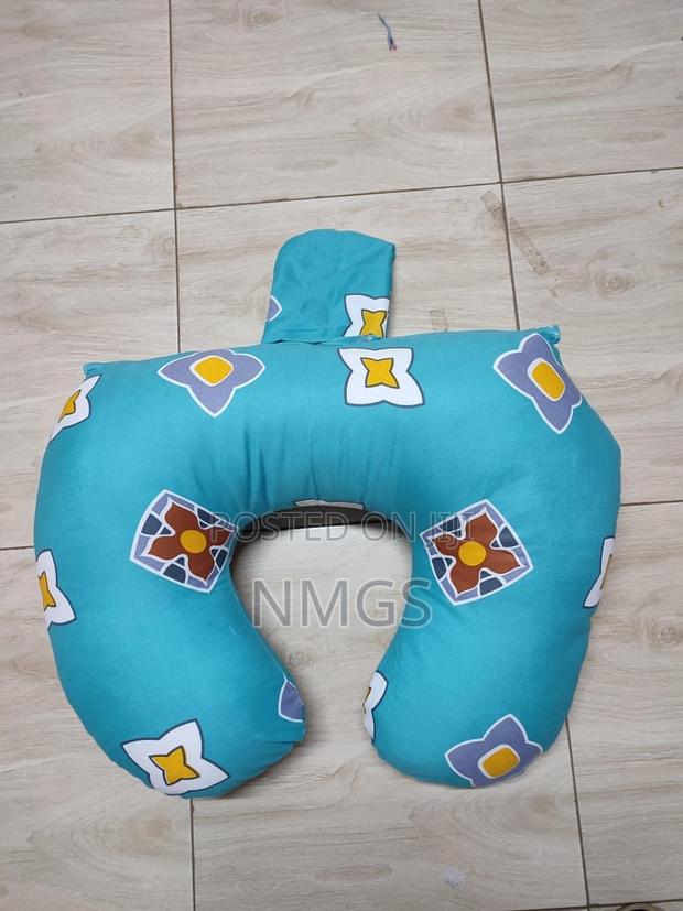 Nursing Pillow - thumbnail 15