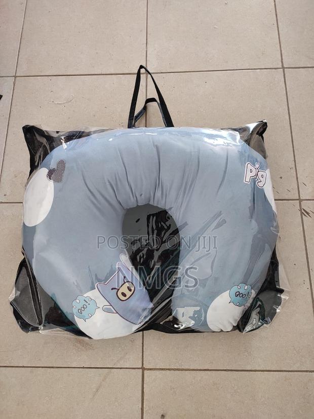 Nursing Pillow - thumbnail 5