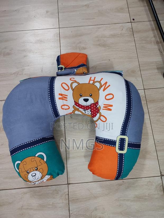 Nursing Pillow - thumbnail 9