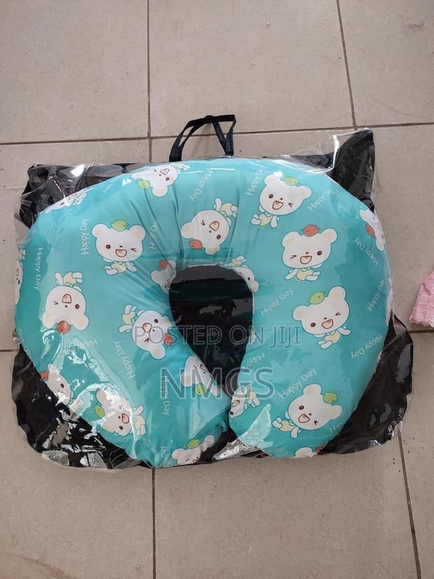 Nursing Pillow - thumbnail 3