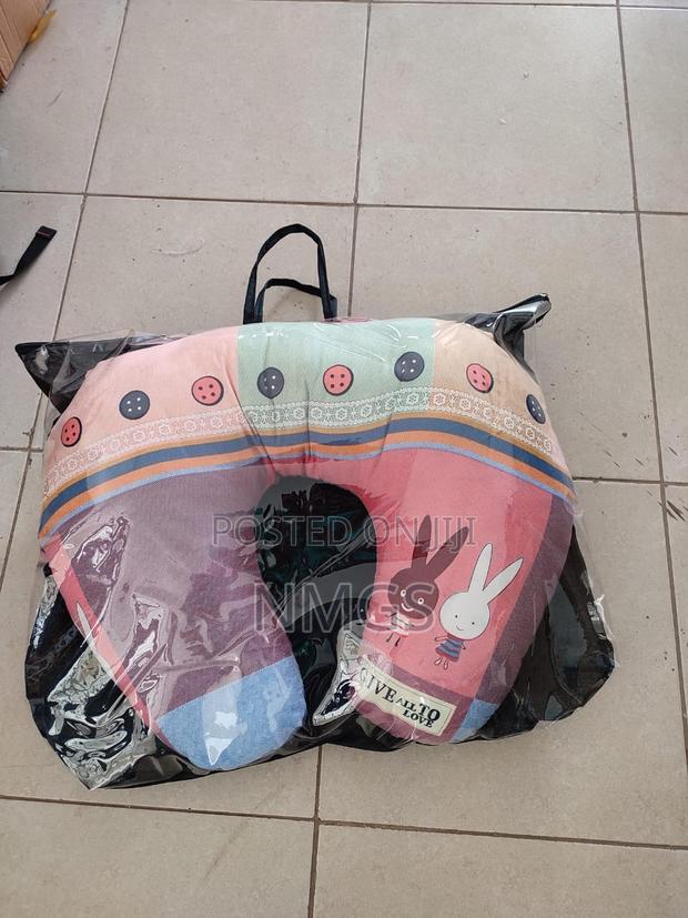 Nursing Pillow - thumbnail 11