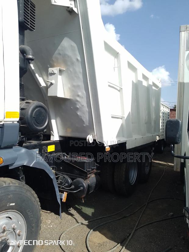 Tata Truck - thumbnail 7