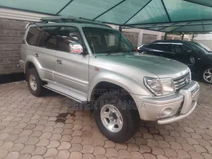 Toyota Land Cruiser Prado 2.7 16V 5dr 2000 Gold