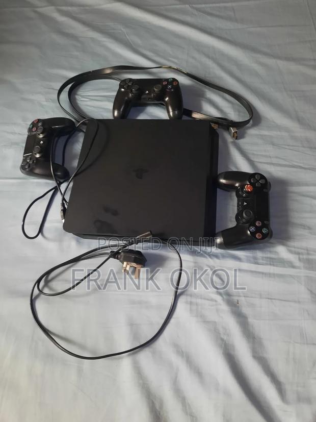 Play Station (Ps4) - thumbnail 4