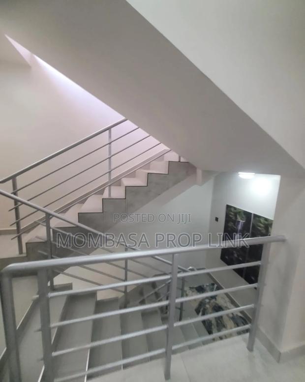 4bdrm Villa in Exotic Villas Mtwapa for sale - thumbnail 13