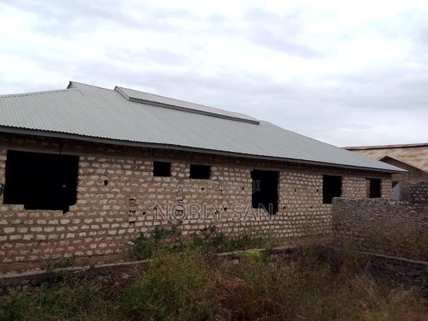 House on Sale - thumbnail 3