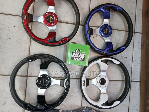 4 Colours Universal Momo Steering With Steering Hub