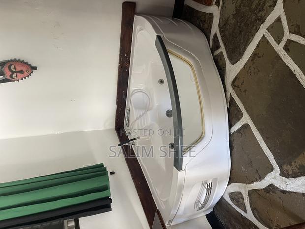 Jacuzzi for Sale