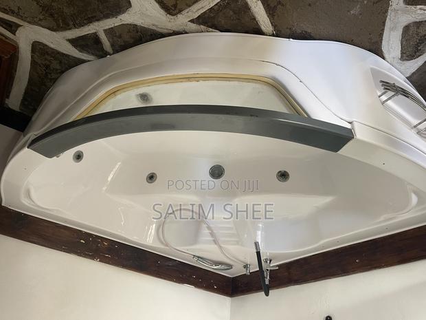 Jacuzzi for Sale - thumbnail 3