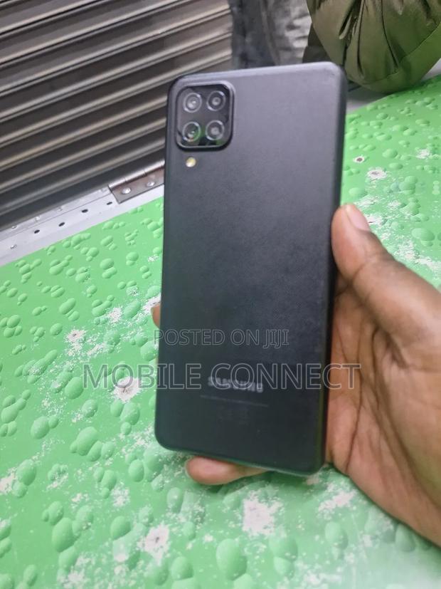 Samsung Galaxy A12 64 GB Black