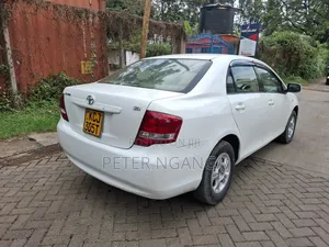 Toyota Axio 2010 Off white