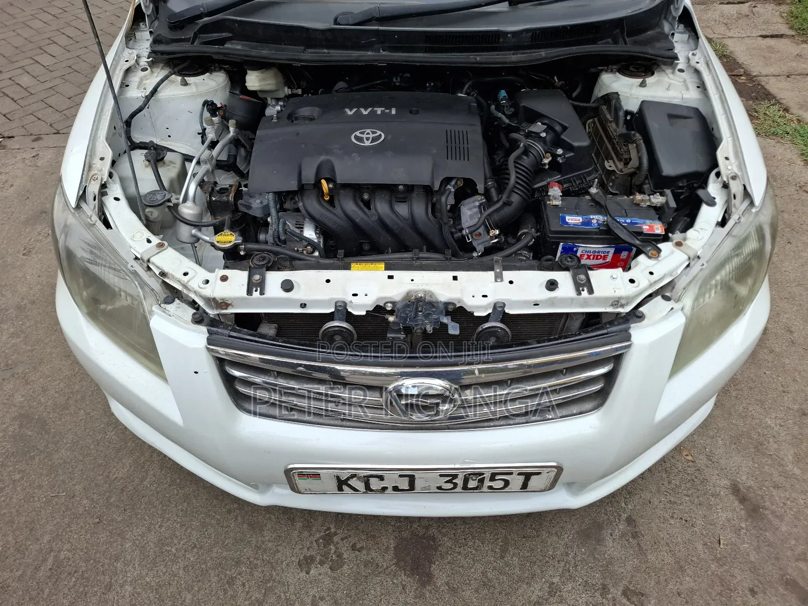 Toyota Axio 2010 Off white