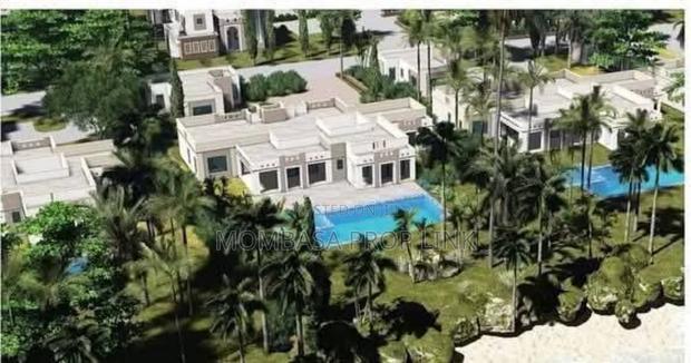 Vipingo Beachfront: 1/2 Acre 1/4 Acre Plots for Sale! - thumbnail 2