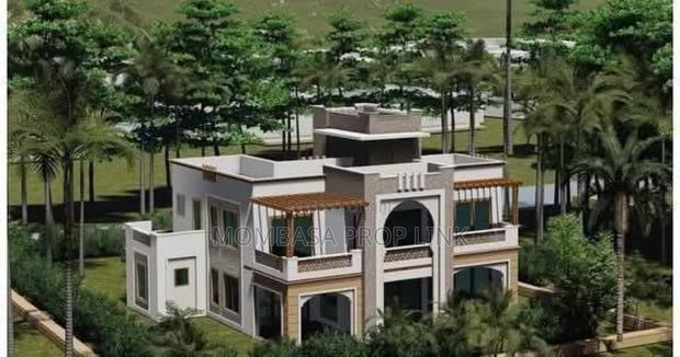 Vipingo Beachfront: 1/2 Acre 1/4 Acre Plots for Sale! - thumbnail 4