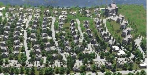 Vipingo Beachfront: 1/2 Acre 1/4 Acre Plots for Sale! - thumbnail 7