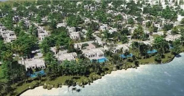 Vipingo Beachfront: 1/2 Acre 1/4 Acre Plots for Sale! - thumbnail 8