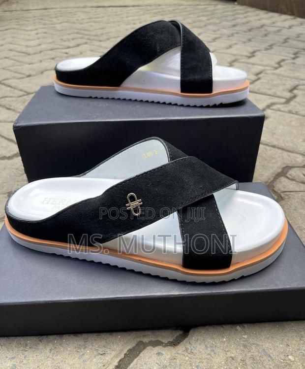 Hermès Infra Sandals in Khaki Suede Size 39-45 - thumbnail 4