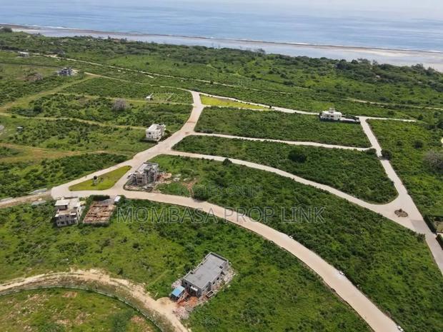 Beachfront Gold! 1/8th Acre Plots in Vipingo – Gated Secure! - thumbnail 8