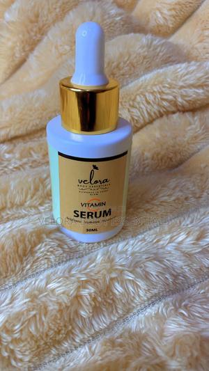 Velora Brightening Vitaminc Hyaluronic Acid Darkspots Remover Serum - thumbnail 2