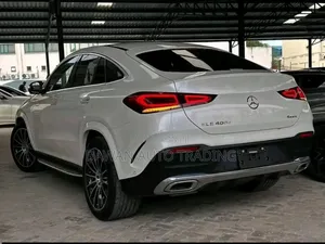 Mercedes-Benz GLE-Class 2019 White