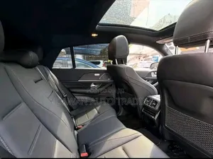 Mercedes-Benz GLE-Class 2019 White