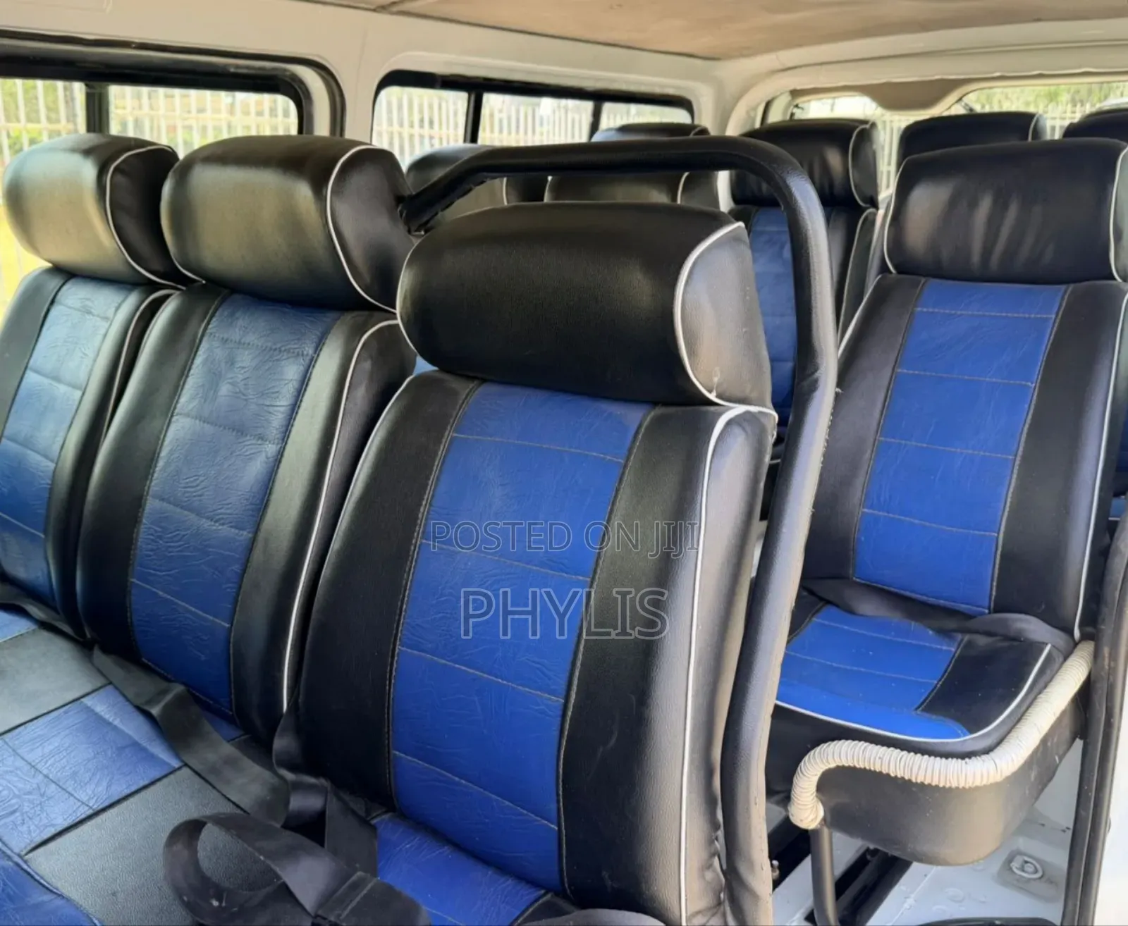Toyota HiAce 2014 White