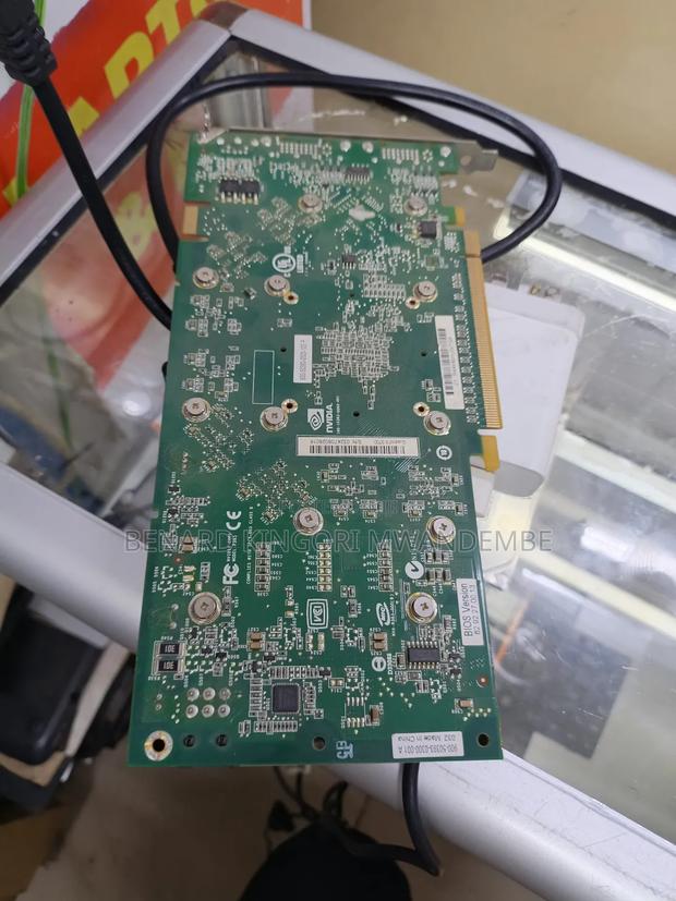 Nvidia 2gb Graphics Card Quadro  - thumbnail 4