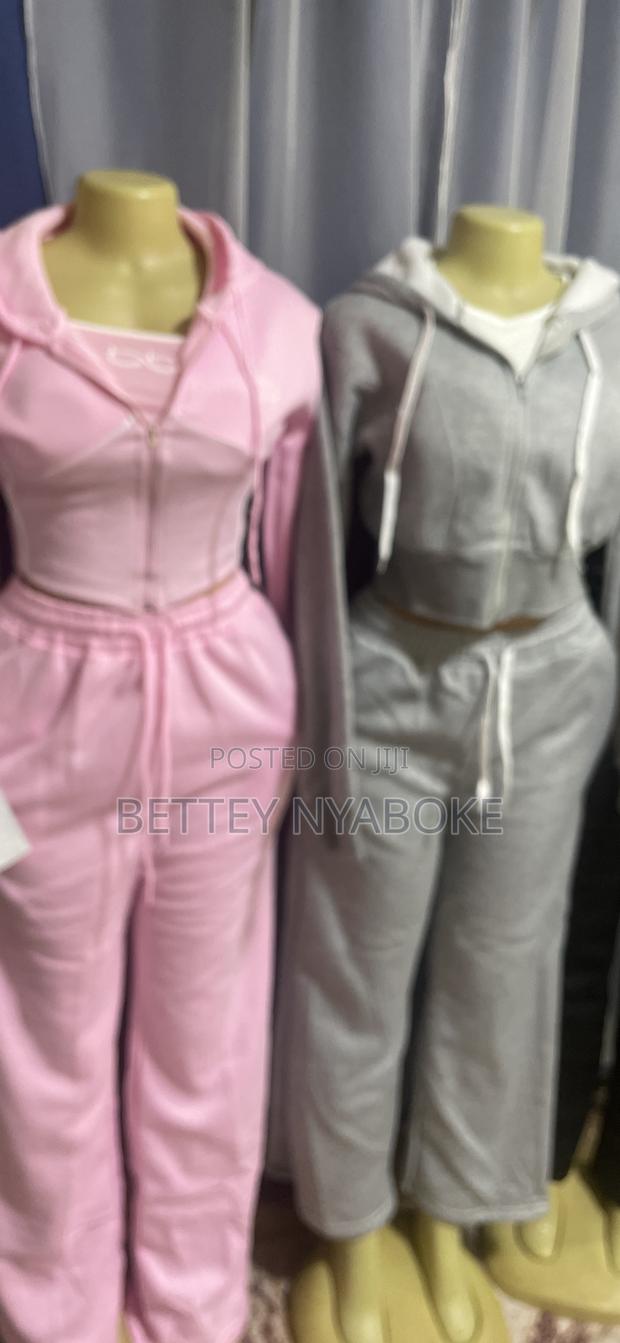 Women’S Clothes - main view