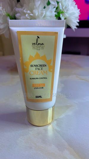Velora Glowing Darkspots Remover No Whitecasts Guard Sunscreen SPF 50+ - main view