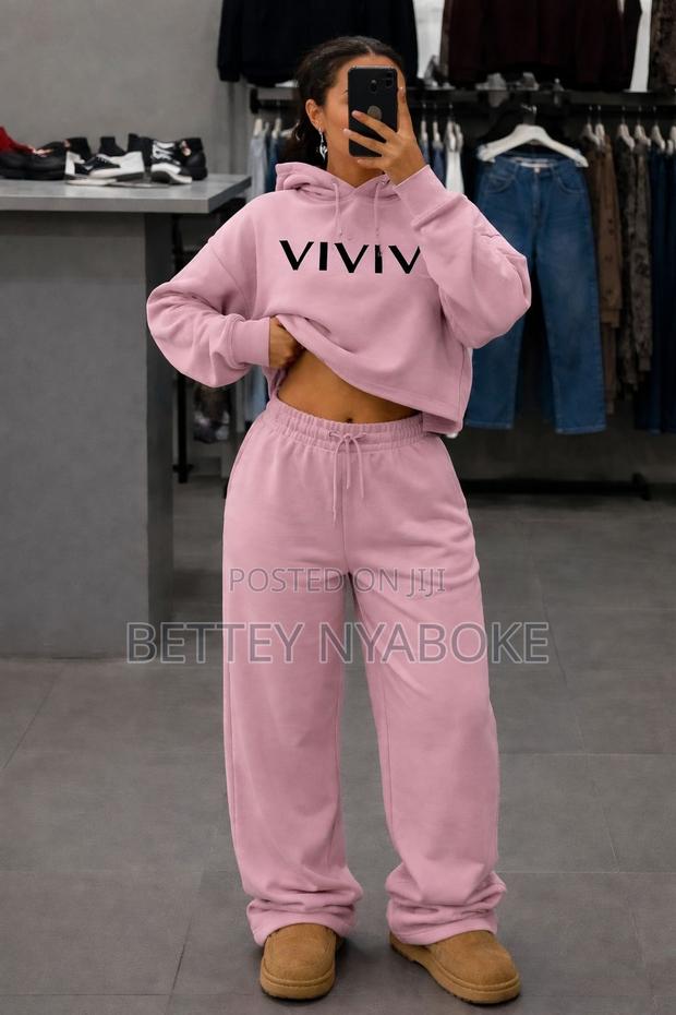 Women’S Clothing - thumbnail 10