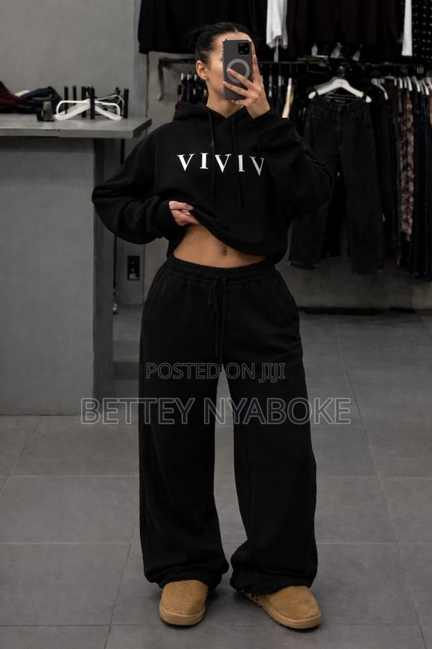 Women’S Clothing - thumbnail 9