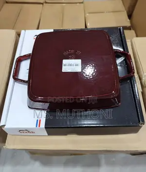 23 Staub Square Grill Pan (Maroon )