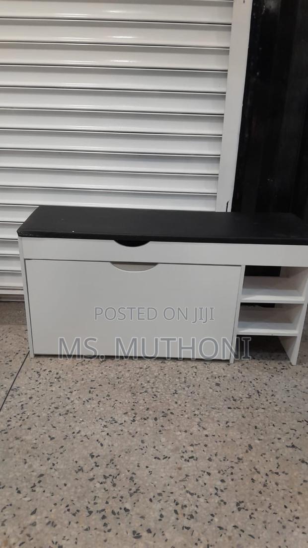 Modern Bucket Flip Shoe Cabinet With Seat Changing Bench - thumbnail 3