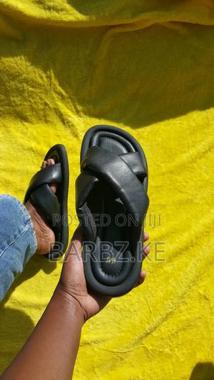 Thrift Sandals - thumbnail 2