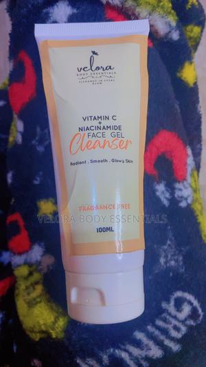 Vitamin C + Niacinamide Brightening - Deep Glow Purifying Face Wash