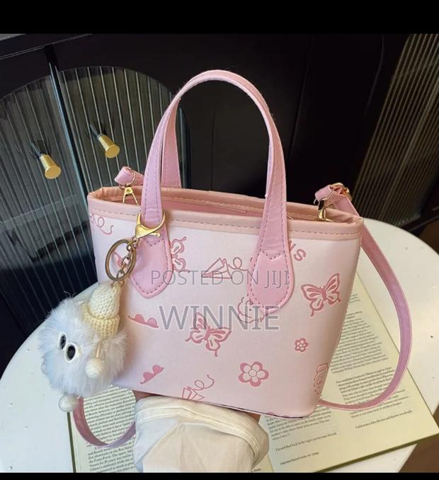 New Spring Textured Waterproof Pu Polyester Lining Bucket Shoulder Bag - main view