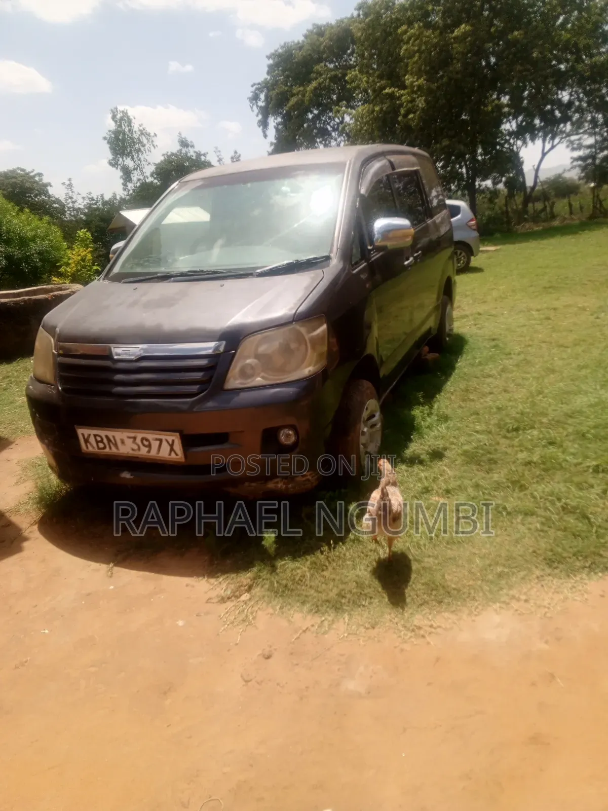 Toyota Noah 2004 Silver